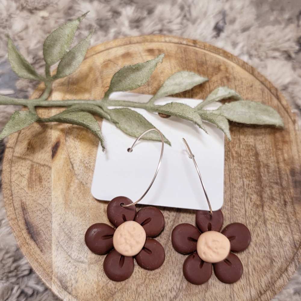 NEW Burgandy and Peach Flower Daisy Earrings